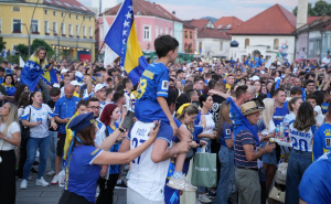 Foto: Tuzlanski.ba / Trg slobode i Soni trg
