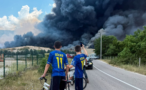 Foto: Denis Kapetanović / Pixsell / Požar na deponiji Uborak u Mostaru