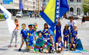 Foto: Dž. K. / Radiosarajevo.ba / Mališani iz vrtića "Sportismo Kids Sarajevo" dali podršku Zmajevima