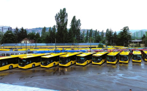 Foto: Facebook/ Adnan Šteta / Novi autobusi stigli u Sarajevo