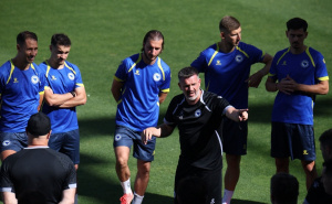 Foto: NSBiH / Trening Zmajeva uči meča sa SAD-om