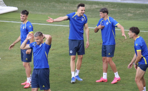 Foto: NSBiH / Trening Zmajeva uči meča sa SAD-om