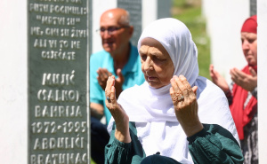 Foto: Dž. K. / Radiosarajevo.ba / Suze i tišina u Dolini bijelih nišana