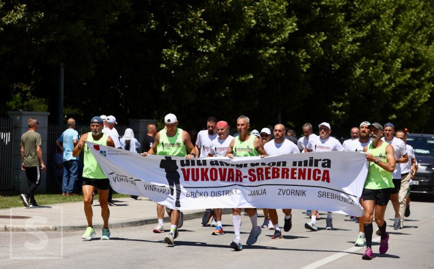Maratonci iz Vukovara došli u Potočare
