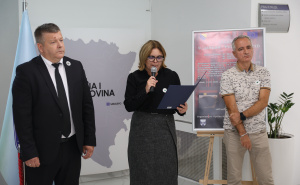 Foto: N.G./Radiosarajevo.ba / Izložba "9. januar – Put u genocid"
