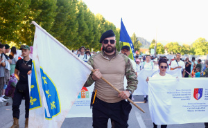 Foto: Dž.K. / Radiosarajevo.ba / Učesnici Marša mira stigli u Potočare