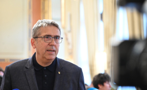 Foto: N.G / Radiosarajevo.ba / Posthumna izložba 'Osoj i prisoj' Erdoana Morankića