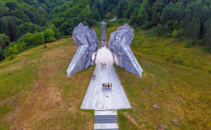 Foto: Boris Trogrančić / Spomenik na Tjentištu