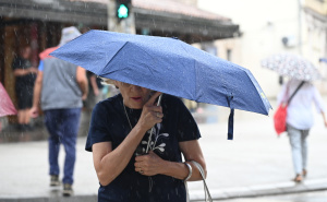 Foto: N. G. / Radiosarajevo.ba / Kratkotrajni pljusak u Sarajevu