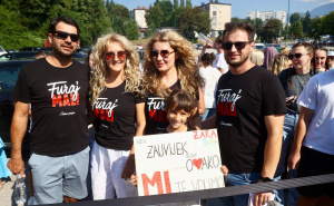 Foto: Dž.K. / Radiosarajevo.ba / Prvi posjetitelji na koncertu