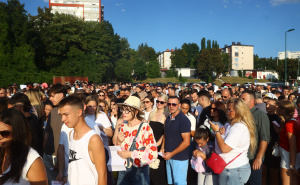 Foto: Dž. K. / Radiosarajevo.ba / Gužve pred Koševom uoči Merlinovog koncerta