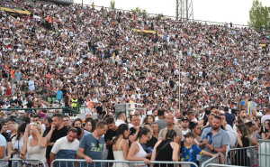 Foto: N.G./Radiosarajevo.ba / Gužva na stadionu uoči Merlinovog koncerta