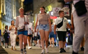 FOTO: Radiosarajevo.ba / Večernja šetnja Sarajevom