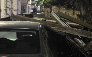 Foto: Mostarski.ba / Obrušio se dio Alajbegovića kuće u Mostaru