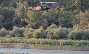 Foto: OS BiH / Gašenje požara u Konjicu