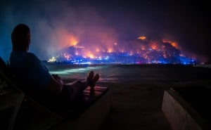 Foto: Pixsell /  Zvonimir Barisin / Požar u Omišu