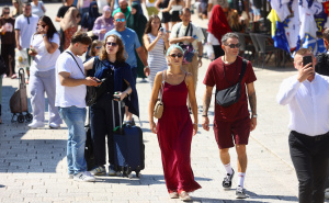 Foto: Dž. K. / Radiosarajevo.ba / Sarajevske ulice tokom SFF-a kao modna pista