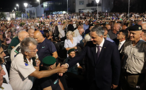 Foto: Kabinet Denisa Bećirovića / Denis Bećirović u Bužimu