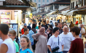 Foto: Dž.K. / Radiosarajevo.ba / Baščaršija vrvi i dan poslije SFF-a