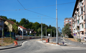 Foto: Dž. K. / Radiosarajevo.ba / Potpuna blokada saobraćnice na Grbavici