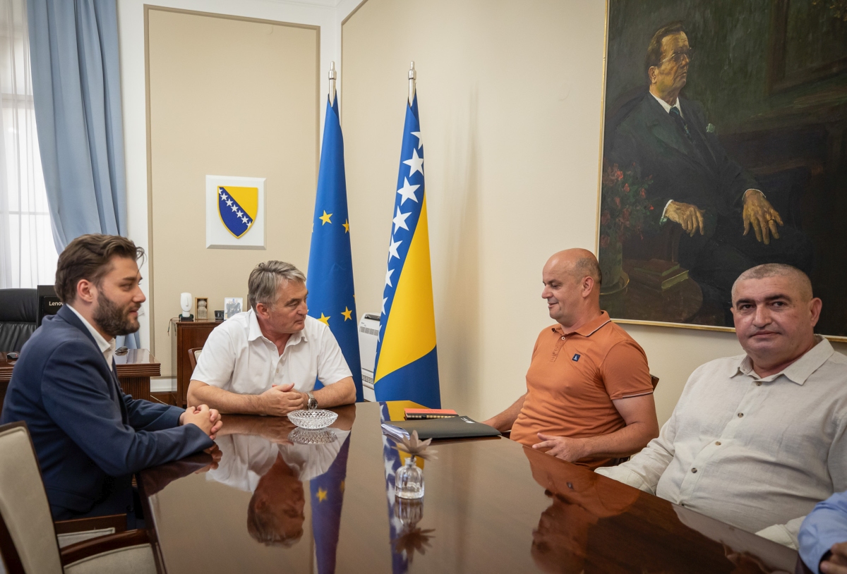Željko Komšić i predstavnici MC Srebrenica