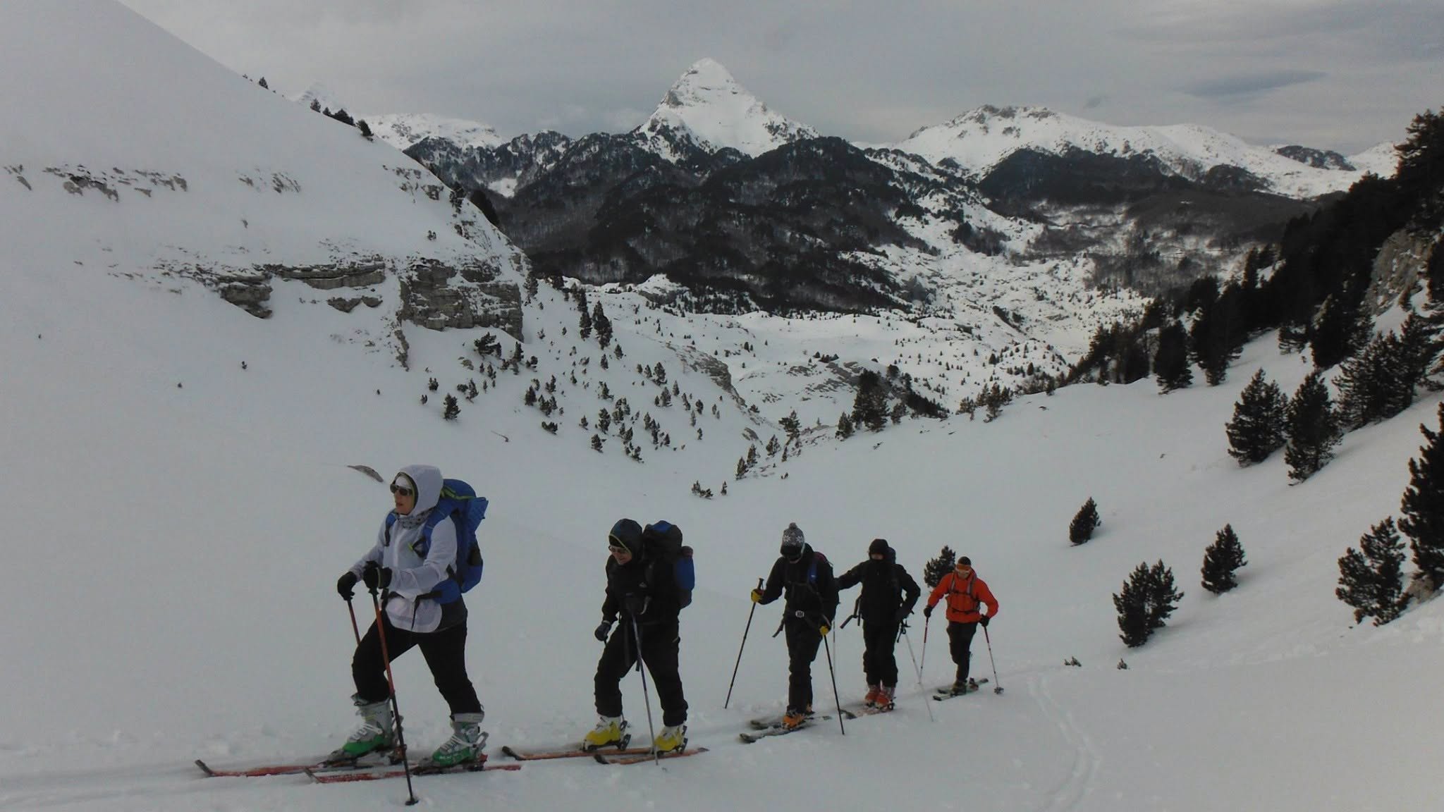 Arhivski snimci učešća Melihe Čaušević na njihovim školama alpinizma na Prenju i Čvrsnici