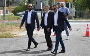 Foto: N.G./Radiosarajevo.ba / Prijavu predali Damir Mašić, Nerin Dizdar i Saša Magazinović