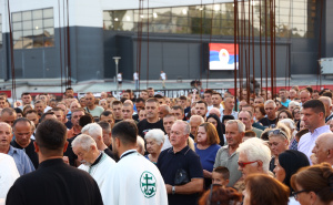 Foto: N.G./Radiosarajevo.ba / Istočno Sarajevo - okupljanje za zločinca Ratka Mladića