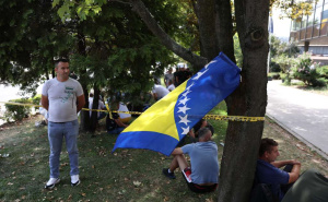 Foto: Fena / Rudari pred Vladom Federacije Bosne i Hercegovine