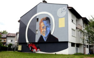 Foto: EPA - EFE / Schumacherov mural u Sarajevu