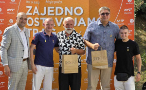 FOTO: Radiosarajevo.ba / Dino Merlin u posjeti Roditeljskoj kući