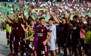 Foto: Dž. K. / Radiosarajevo.ba / Slavlje igrača Sarajeva nakon pobjede nad Borcem