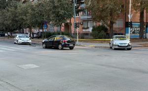 Foto: Radiosarajevo.ba / Nesreća u ul. Hamdije Čemerlića