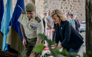 Foto: Muzej Vojske Španije / General Amador Enseñat y Berea i ambasadorica BiH Vesna Andre Zaimović
