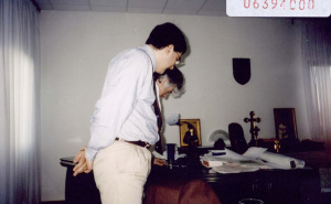 Foto: ICTY / Srđa Trifković i Radovan Karadžić, 13. juli 1995.