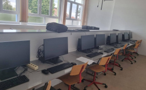 Foto: Federalno ministarstvo raseljenih osoba i izbjeglica / Preko 70 povratničkih škola dobilo "pametne učionice"