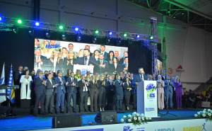 Foto: NES BiH / Centralni predizborni skup NES-a u Cazinu