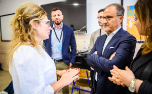 Foto: Delegacija EU u BiH / ambasador Luigi Soreca, posjetio biračka mjesta i Pozivni centar Koalicije "Pod lupom"