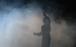 Foto: Monika Andrić i Hamza Duraković / Predstava Deinos