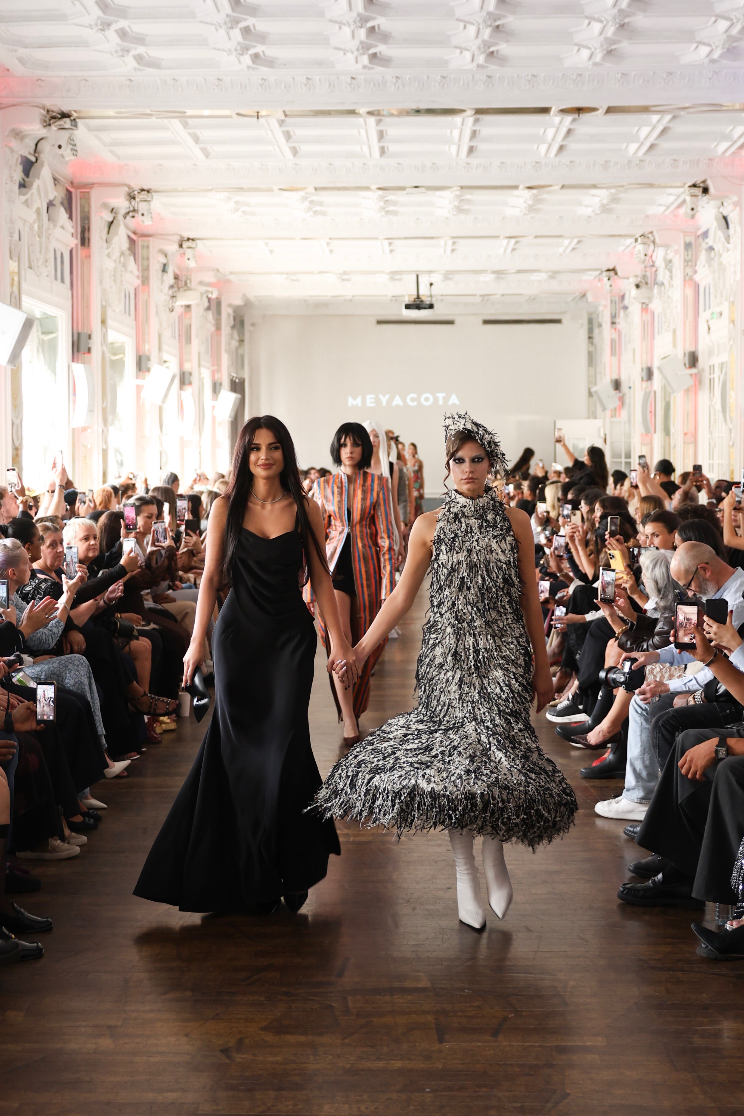Sumeja Arifović / Paris Fashion Week