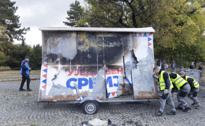 Foto: STRINGER/Pixell / "Zbogom" političkim bizarnostima