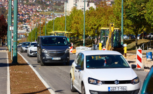 Foto: Dž. K. / Radiosarajevo.ba / Ulica Ive Andrića, asfaltiranje