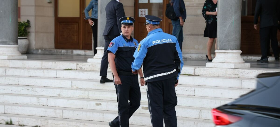Da li vam se sviđaju nove policijske uniforme?
